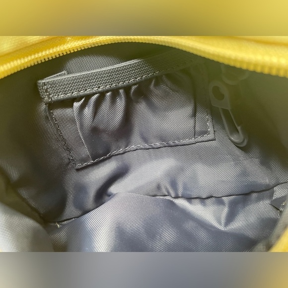 NWOT Adidas Original Trefoil 2.0 Mini Small Travel Backpack RARE Almost Yellow - Picture 9 of 10